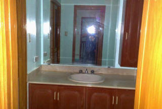 Master bedroom lavatory