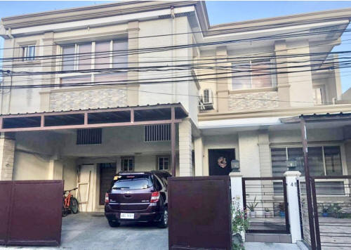 Front view of BF Paranaque house