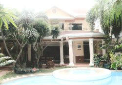 House for sale at Manuela subdivision, Las Pinas