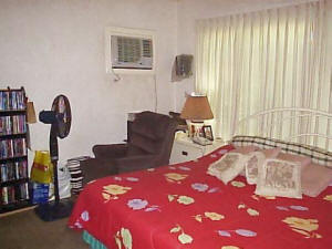 Tahanan Village master bedroom
